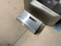 Qbicline wastrog, afvalbakken en papierdispenser - afbeelding 6 van  9