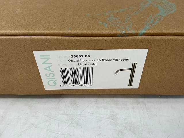 Qisani - flow - wastafelkraan verhoogd - light gold 28 cm - afbeelding 3 van  4