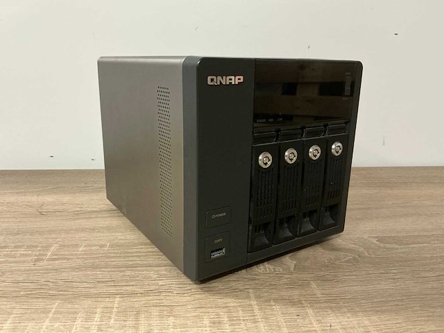 Qnap ts-453 pro-8g netwerkopslag - afbeelding 1 van  5