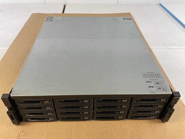 Qnap (ts-ec1680u-rp), 15x 5tb hdd(mg04aca500e) network attached storage - afbeelding 2 van  5