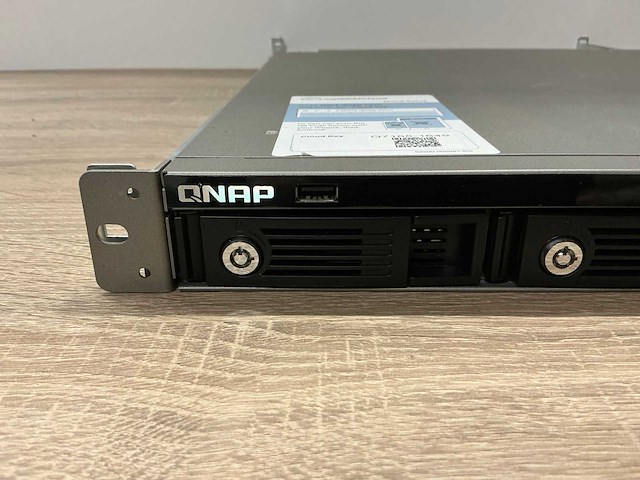 Qnap ts451u netwerkopslag + 24tb - afbeelding 2 van  8