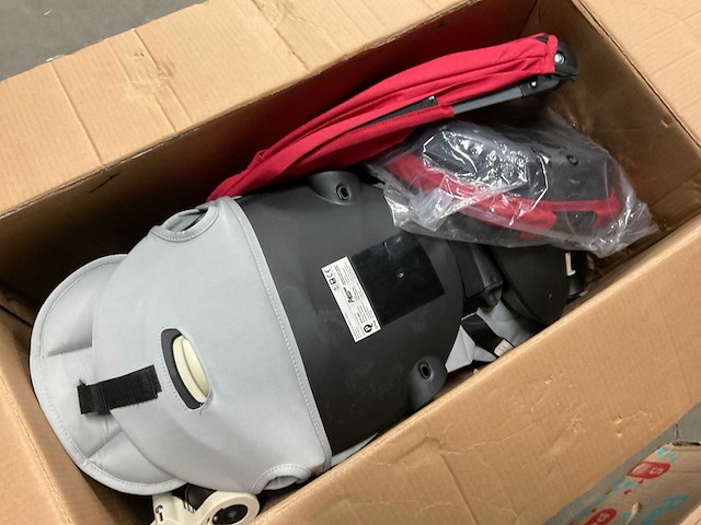 Qplay 6-in-1vtricycle prime kinderstoeltje en luiers - afbeelding 4 van  7