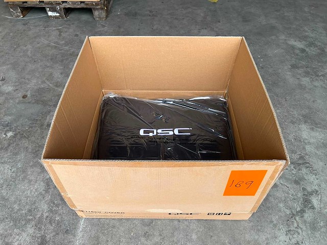 Qsc - e118sw - subwoofer hoes - various audio equipment - afbeelding 1 van  2