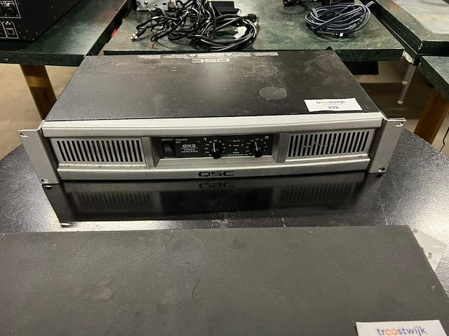 Qsc - gx3 - versterker - afbeelding 1 van  3