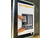 Qsc - touchmix-16 - digitale mengtafel - afbeelding 1 van  2