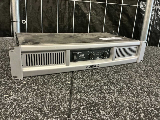 Qsc gx3 amplifier - afbeelding 1 van  4
