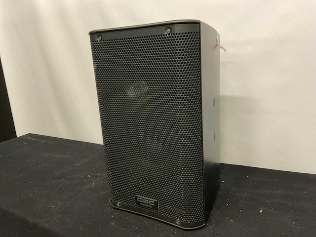 Qsc k8 actieve speaker - afbeelding 1 van  6