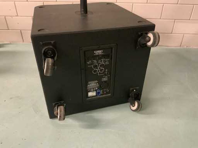 Qsc kw181 subwoofer - afbeelding 2 van  4