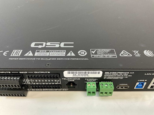Qsc (qsyscore-110f) professional audio & video control processor - afbeelding 7 van  7