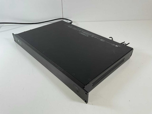 Qsc (qsyscore-110f) professional audio & video control processor - afbeelding 4 van  6