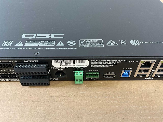 Qsc (qsyscore-110f) professional audio & video control processor - afbeelding 5 van  5
