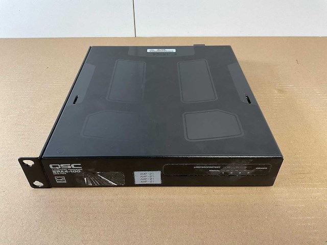 Qsc (spa4-100) 100w 1/2 ru 4 channel amplifiers (3x) - afbeelding 4 van  8