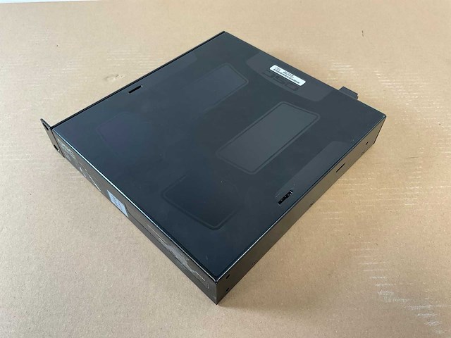 Qsc (spa4-100) 100w 1/2 ru 4 channel amplifiers (3x) - afbeelding 5 van  8