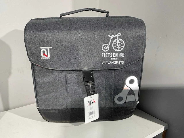 Qt finesse fietstas 16ltr - afbeelding 1 van  2