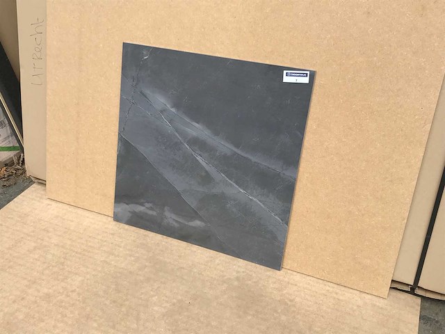Qua granite space anthracite gepolijst vloertegel 60x60 cm 46,08 m² - afbeelding 3 van  8