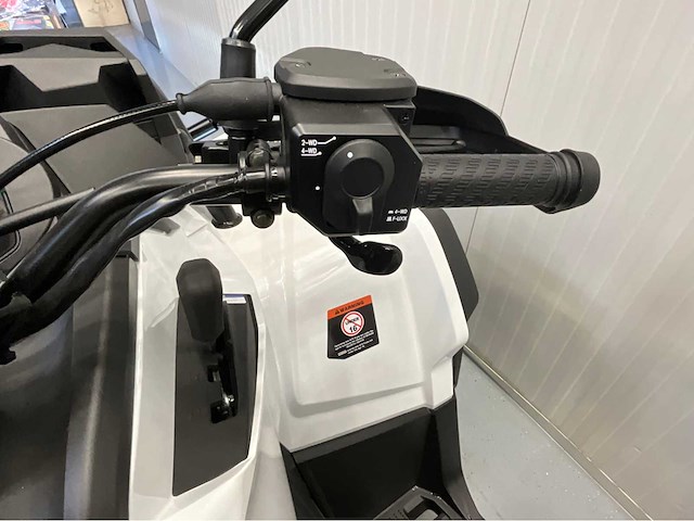 Quad brcp - outlander 1000cc - 4x4- coc documenten - bouwjaar 2026 - topkoffer - afbeelding 9 van  29