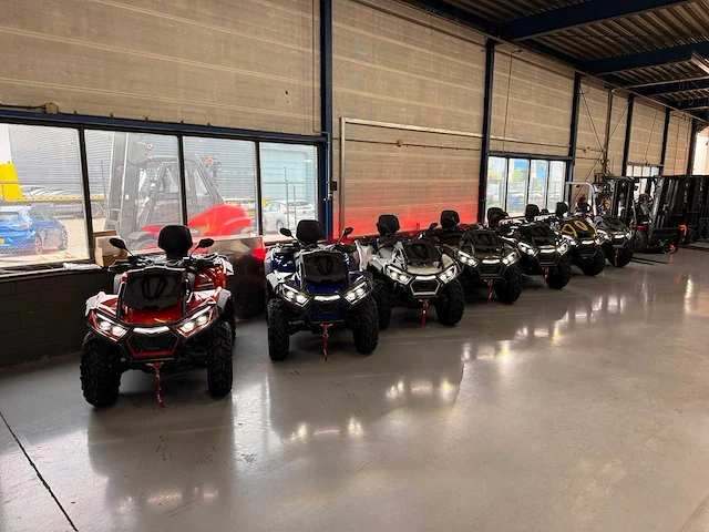 Quad brcp - outlander 1000cc - 4x4- coc documenten - bouwjaar 2026 - topkoffer - afbeelding 26 van  32