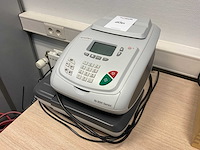 Quadient is-300 series frankeermachine - afbeelding 1 van  2