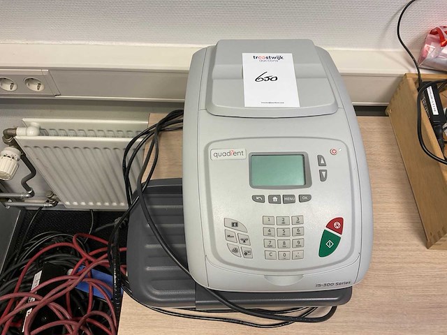 Quadient is-300 series frankeermachine - afbeelding 2 van  2