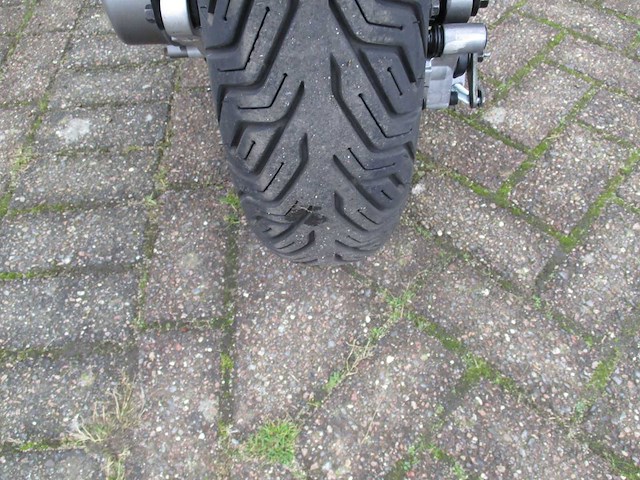 Quadro qv3 - driewieler motorscooter - motorfiets - afbeelding 5 van  15