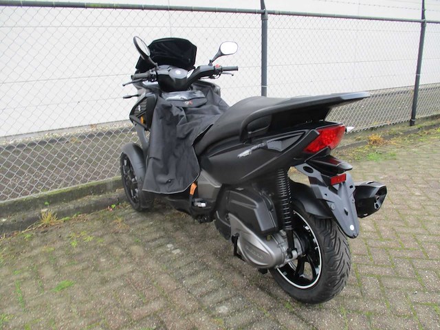 Quadro qv3 - driewieler motorscooter - motorfiets - afbeelding 6 van  15