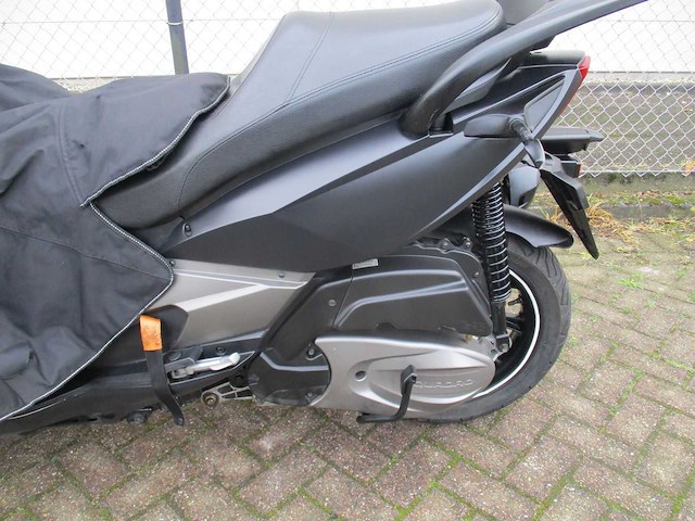 Quadro qv3 - driewieler motorscooter - motorfiets - afbeelding 8 van  15