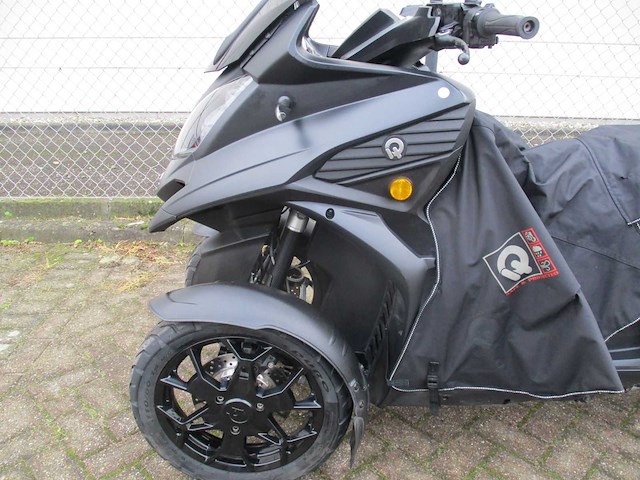 Quadro qv3 - driewieler motorscooter - motorfiets - afbeelding 9 van  15