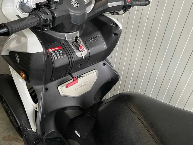 Quadro qv3 350 motorfiets - afbeelding 11 van  12