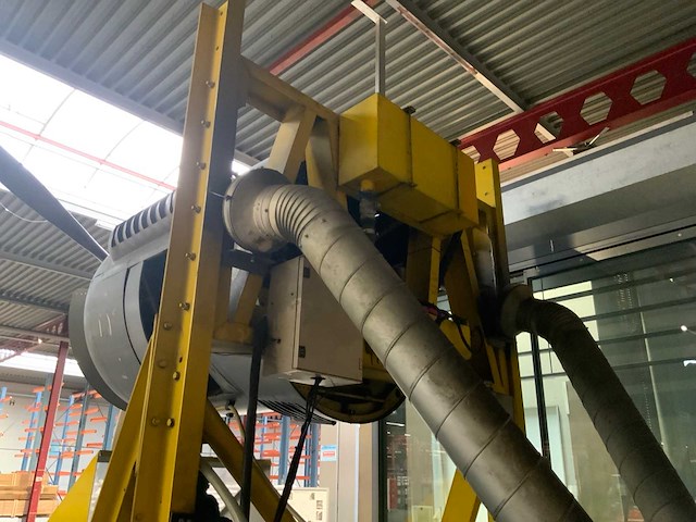 Quaker state vliegtuigmotor opstelling - afbeelding 6 van  8