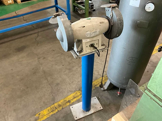 Quantum qsm 200 werkbankslijpmachine - afbeelding 3 van  4