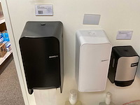 Quartzline showroom met samples dispensers (2x) - afbeelding 6 van  15