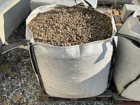 Quarzitische grauwacke 8/16 mm grind 0,5m3 - afbeelding 4 van  5