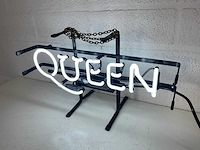 Queen glas neon - afbeelding 1 van  3