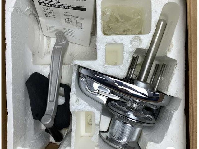 Quick antares 1524d 1500w 24v stainless steel windlass deck unit 10 mm - at1524d - afbeelding 4 van  5