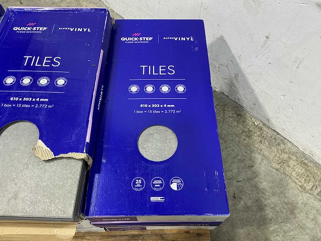Quick-step - alphavinyl - pvc vloer 49 m2 - afbeelding 2 van  2