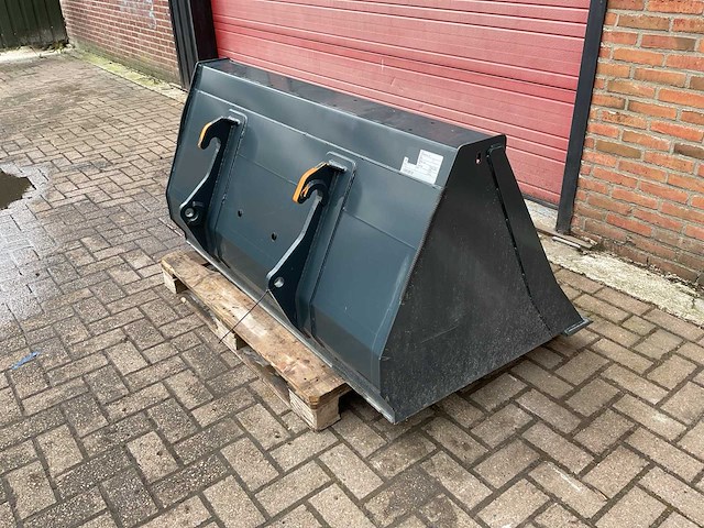 Quicke laadbak 160 swh1 voorzetapparatuur - afbeelding 7 van  8