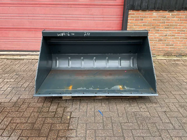 Quicke laadbak hd 180 swh2 voorzetapparatuur - afbeelding 1 van  9