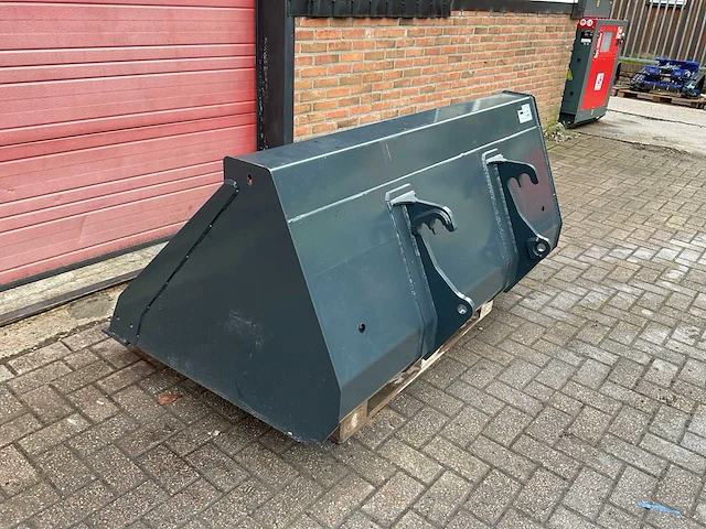 Quicke laadbak hd 180 swh2 voorzetapparatuur - afbeelding 8 van  9
