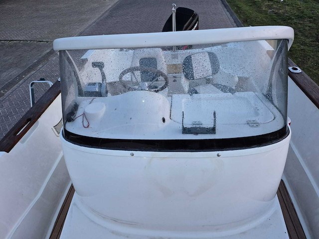 Quicksilver - 630 comander - speedboot met mercury 135 pk v6 optimax buitenboordmotor - afbeelding 20 van  29