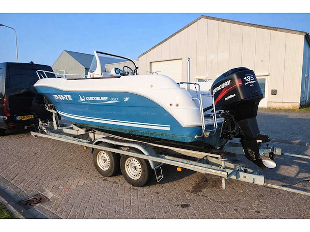Quicksilver - 630 comander - speedboot met mercury 135 pk v6 optimax buitenboordmotor - afbeelding 12 van  29