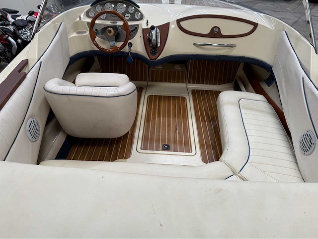 Quicksilver - ornvik - classic 20 - speedboot - 2007 - afbeelding 18 van  46