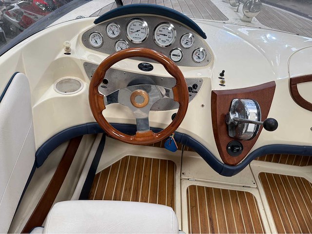 Quicksilver - ornvik - classic 20 - speedboot - 2007 - afbeelding 21 van  46