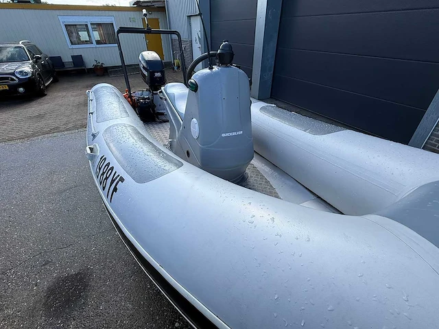 Quicksilver 450 hypalon tubes rib boot + buitenboordmotor 35pk + trailer - afbeelding 15 van  28
