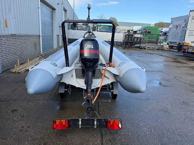 Quicksilver 450 hypalon tubes rib boot + buitenboordmotor 35pk + trailer - afbeelding 23 van  28