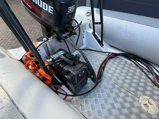 Quicksilver 450 hypalon tubes rib boot + buitenboordmotor 35pk + trailer - afbeelding 4 van  28