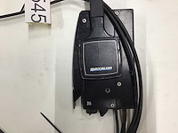 Quicksilver gashendel buitenboordmotor met afstandsbediening - afbeelding 2 van  2
