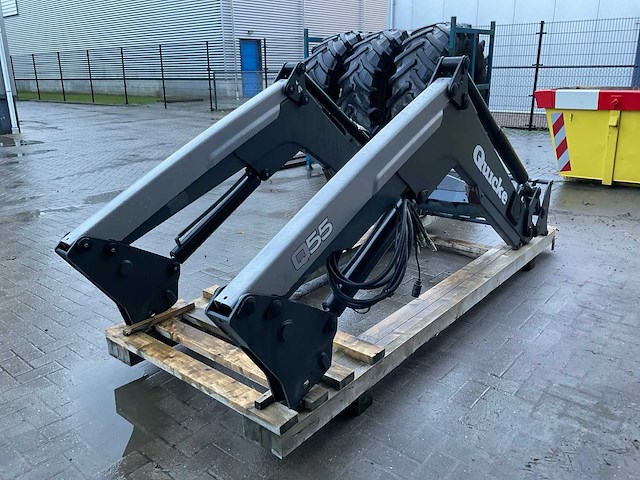 Quike q55 valtra voorlader - afbeelding 6 van  10