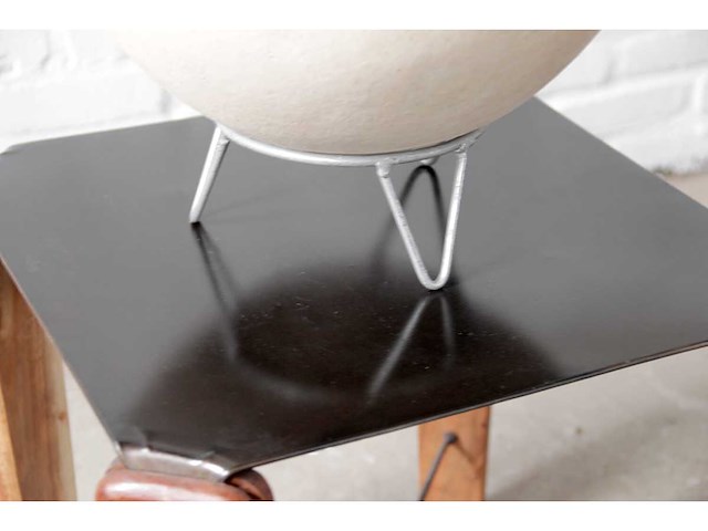 Quip & co - 40x40cm - bijzettafel - afbeelding 2 van  2