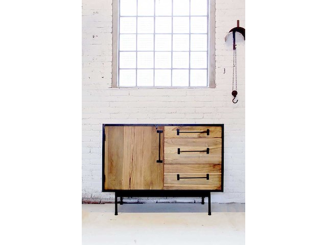 Quip & co - industrieel retro dressoir - afbeelding 1 van  4