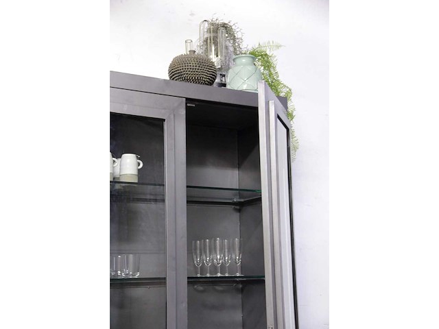 Quip & co - industriële 2-deurs kast - afbeelding 3 van  5